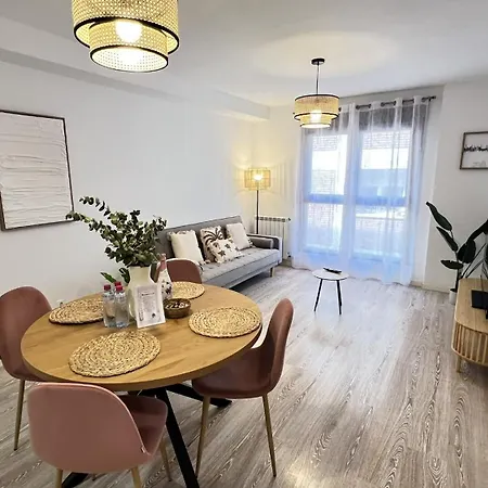 Apartamenticos Living San Pablo 아파트 사라고사